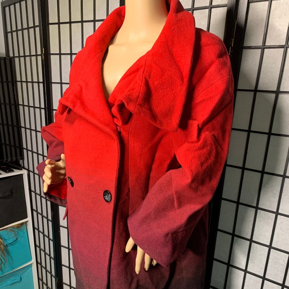 Worthington Red Ombre Coat 🎃